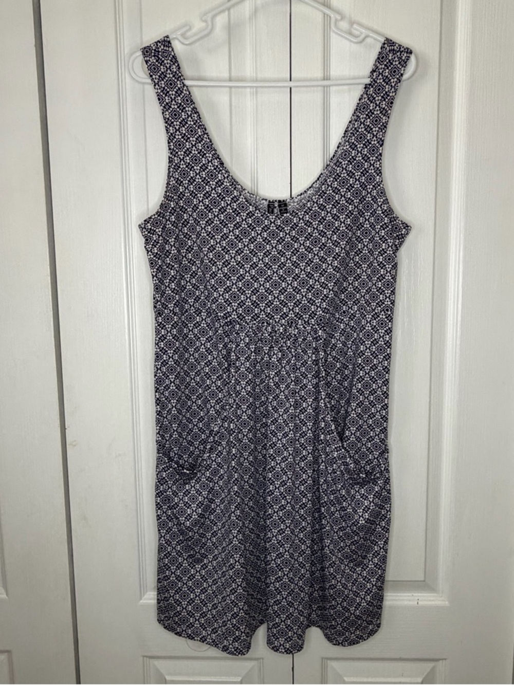 Pacific Beach Dress Womens Medium Navy White Geometric Sleeveless Pockets